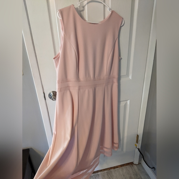 Liz Claiborne Dresses & Skirts - NWOT Pastel Pink Sleeveless Dress